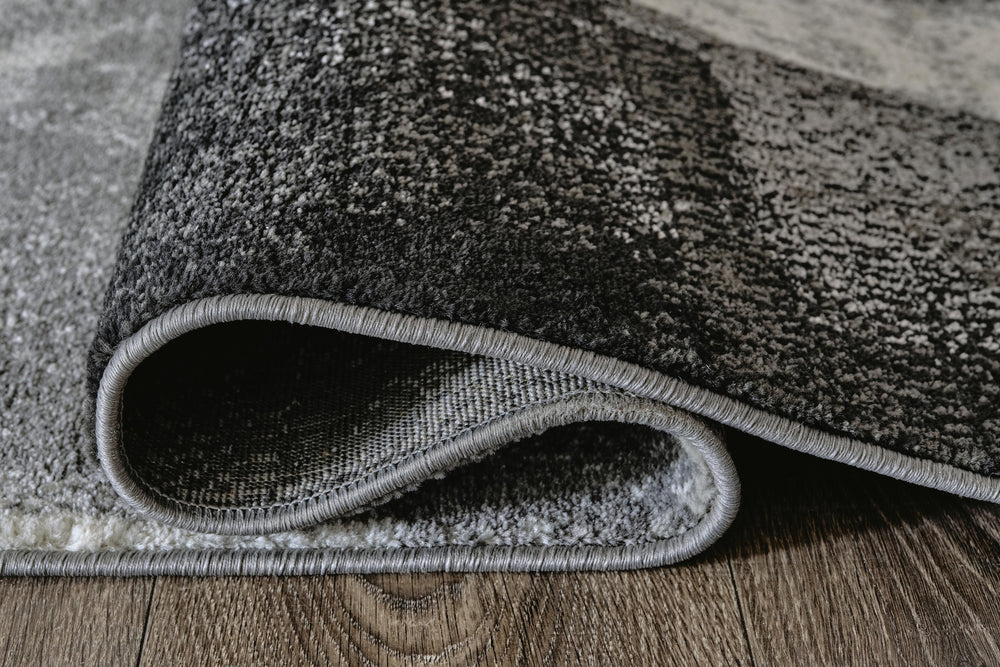 Brycebourne 5'3" x 7'7" Rug - Black (4)