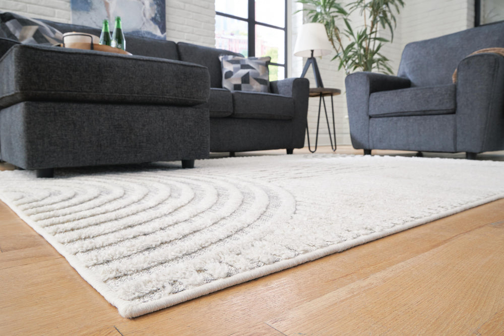 Lambworth 5'3" x 7' Rug - Gray (3)