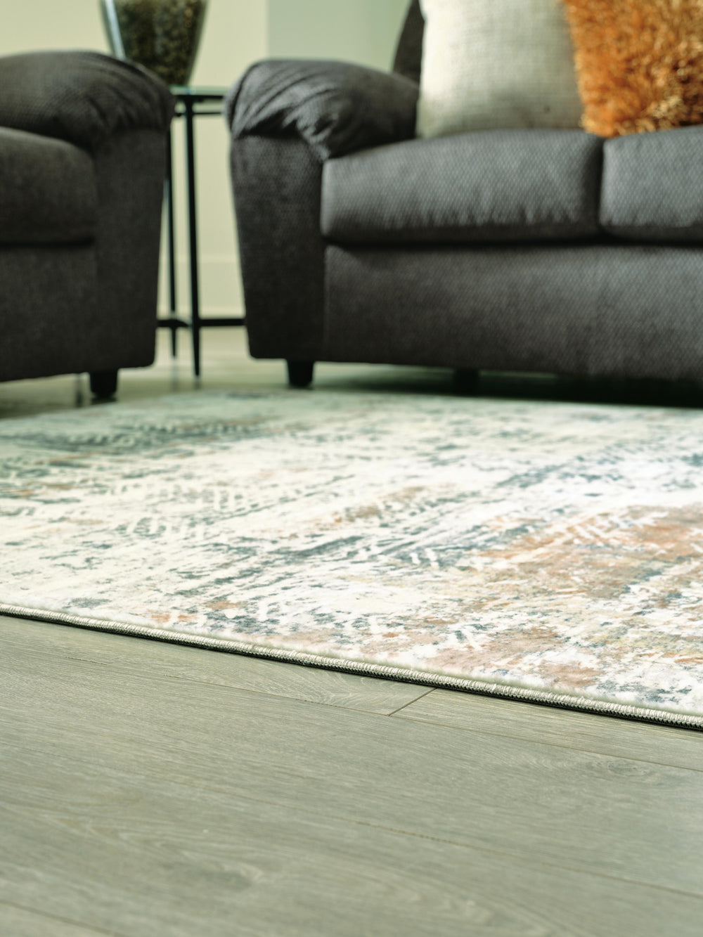 Redlings 5' x 7' Rug - Dark Gray (3)