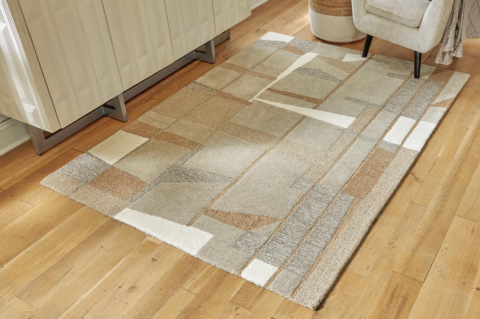 Abbotton 5' x 7' Rug - Light Brown (2)