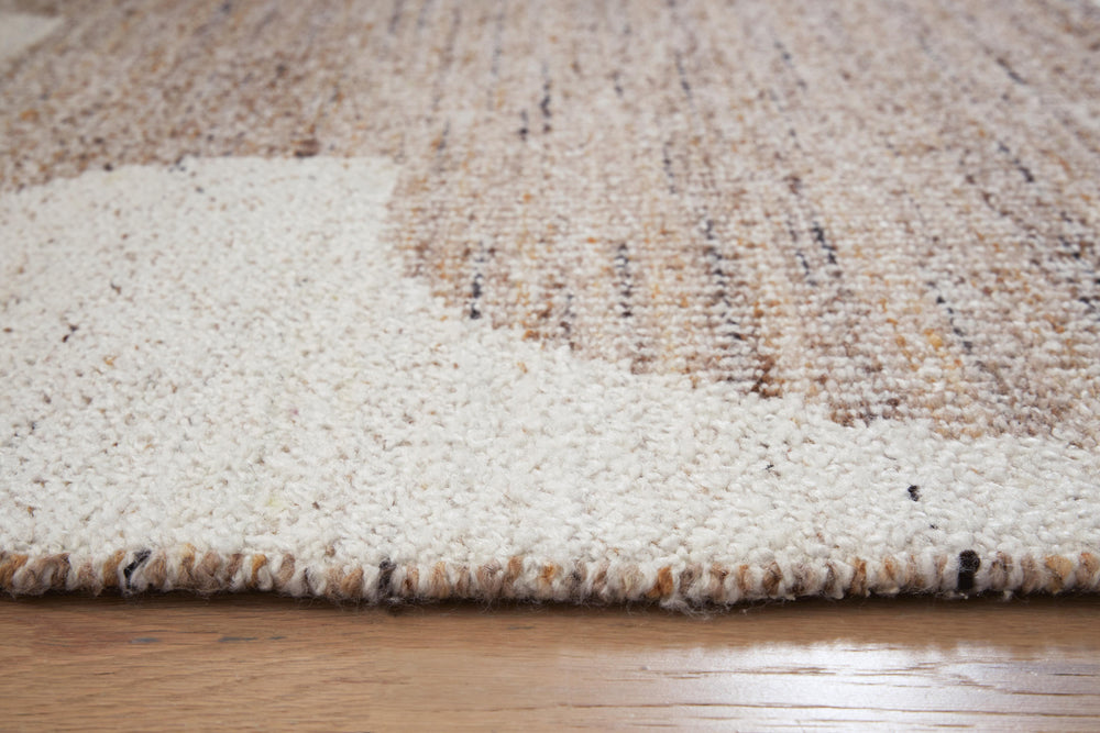 Brynnfield 5' x 7' Rug - Beige (3)