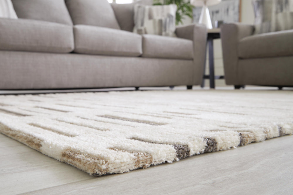 Leesdale 8' x 10' Rug - Pearl Silver (3)
