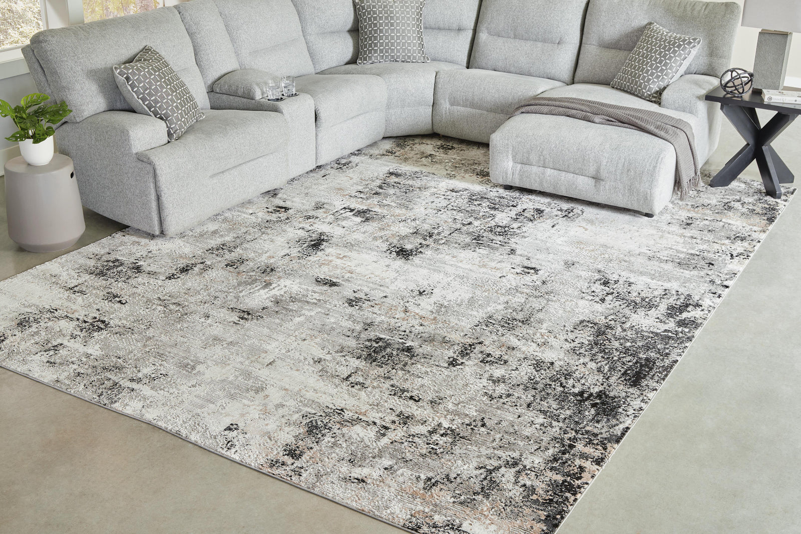 Langwell 10' x 14' Rug - Black (2)