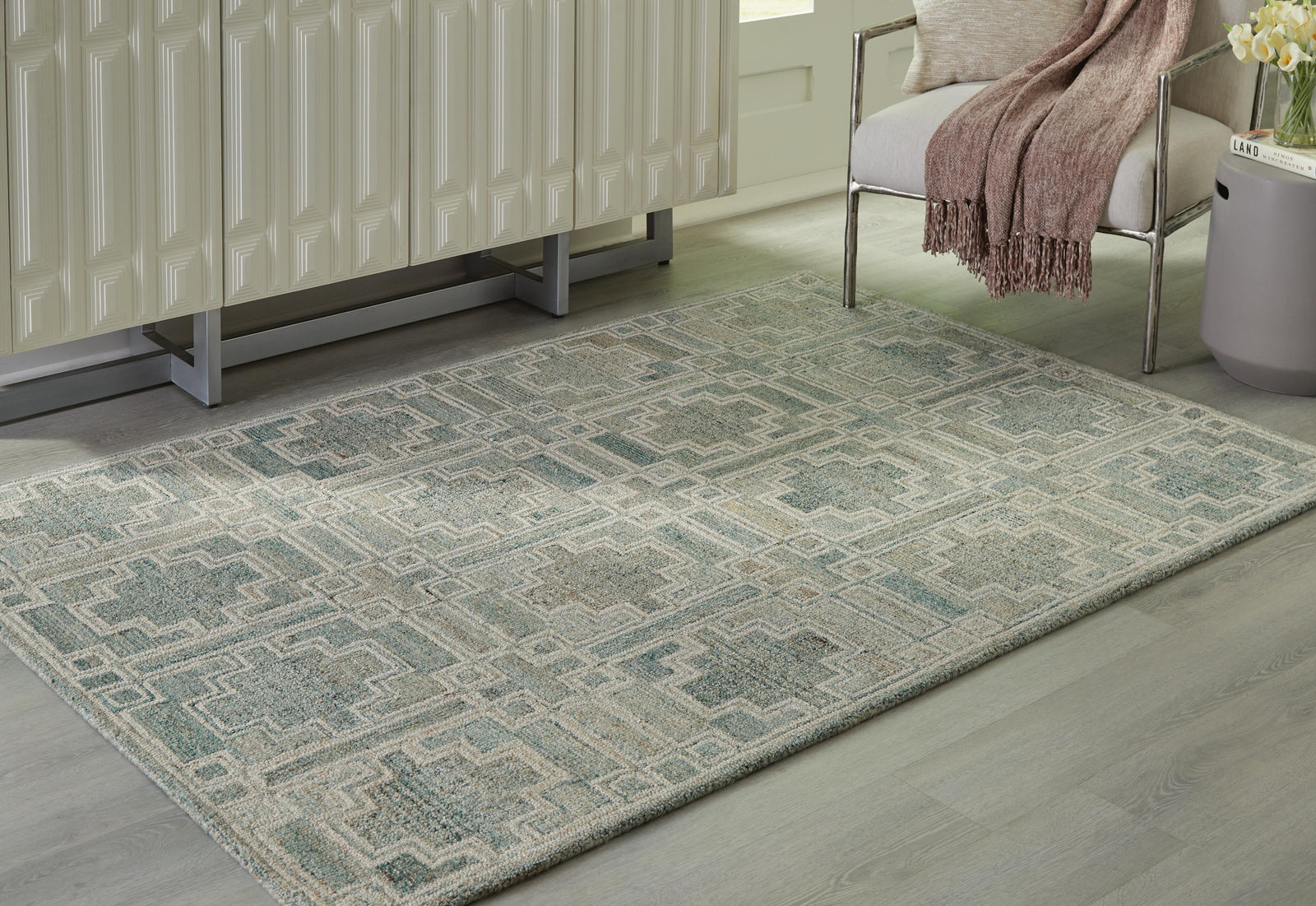 Jossland 5' x 7' Rug - Green (2)