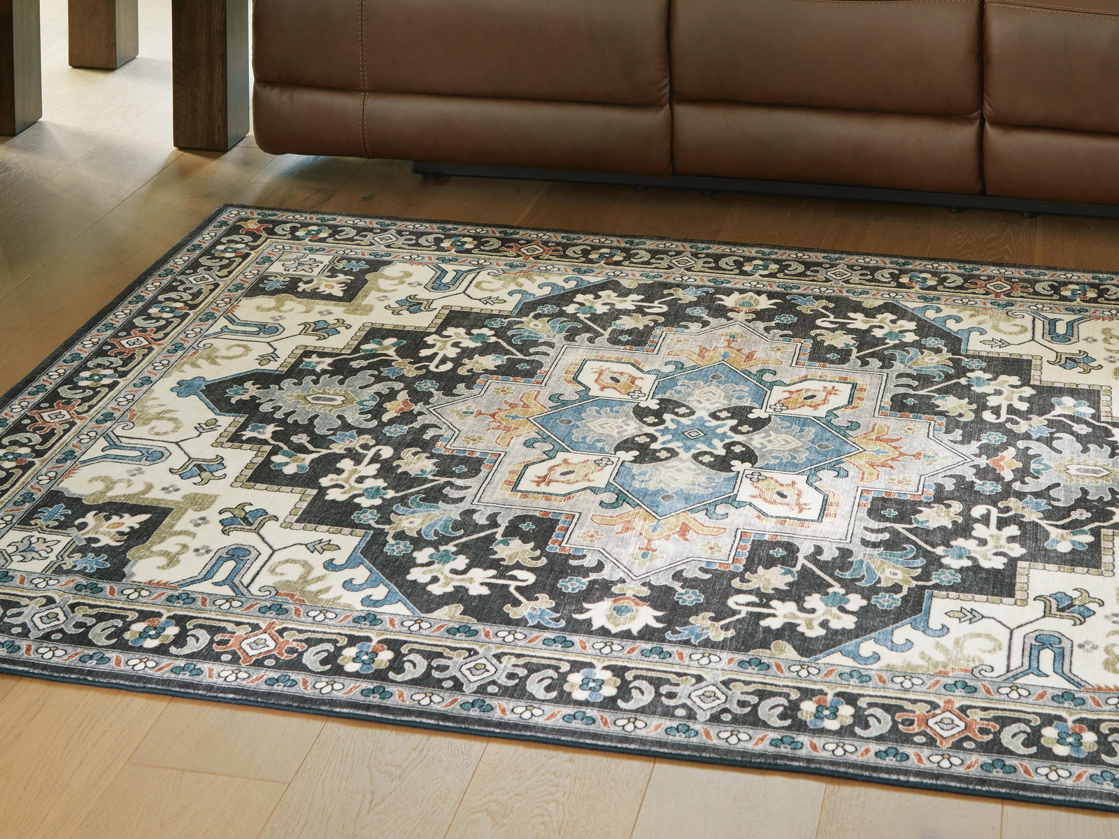 Leningston 8' x 10' Washable Rug - Black (2)