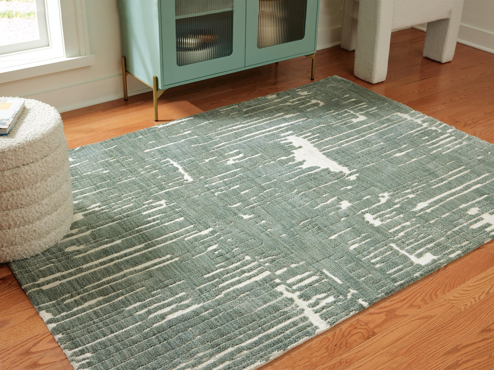 Cayworth 8' x 10' Rug - Light Blue (2)
