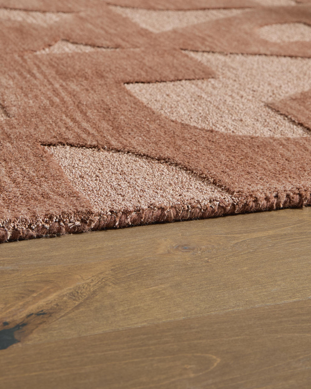 Perrenton 5' x 7' Rug - Dark Brown (3)