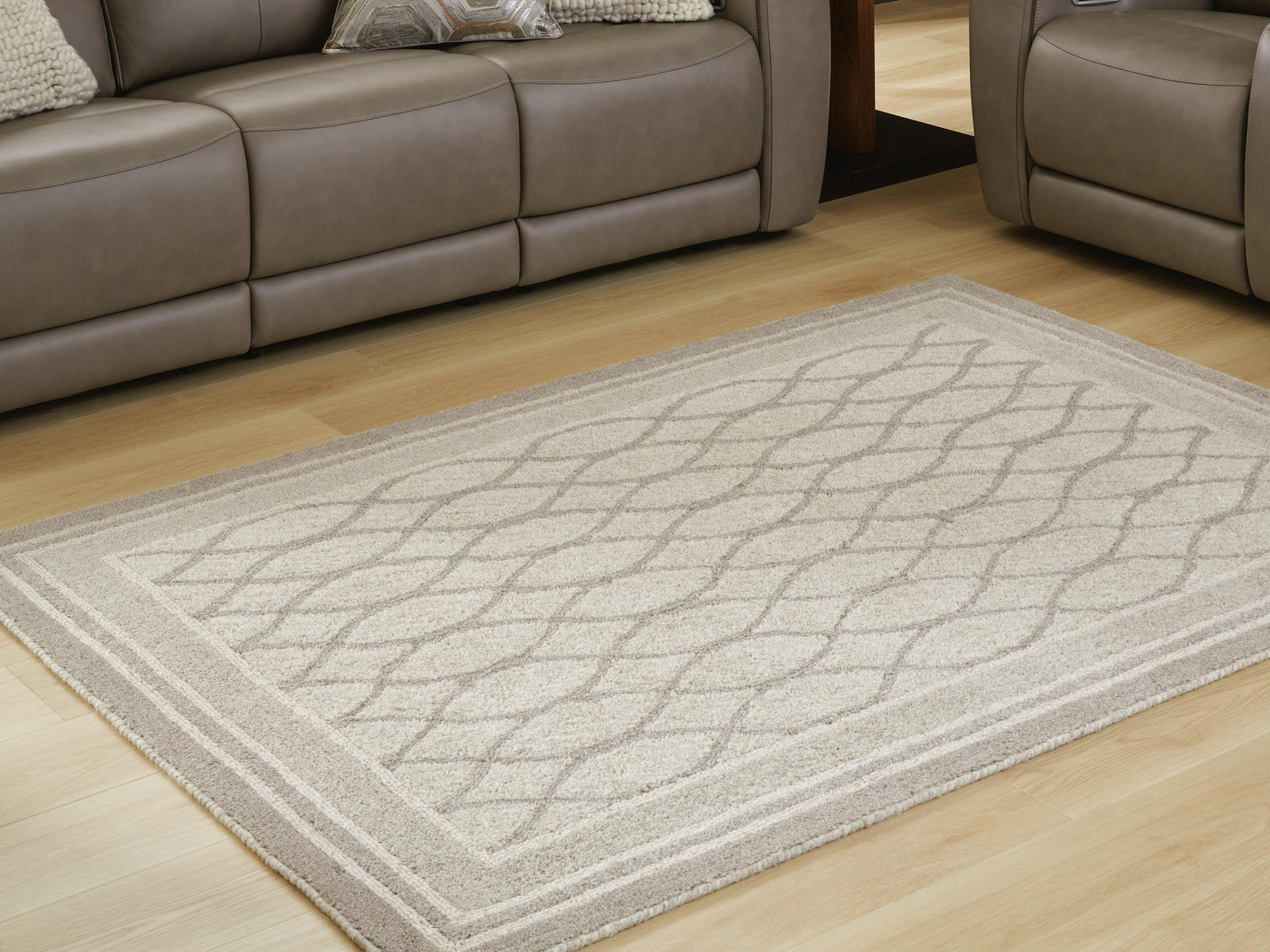 Wimney Medium Rug - Gray (2)