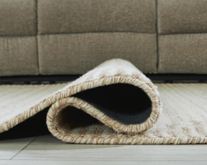 Emorymore Large Rug - Beige (4)