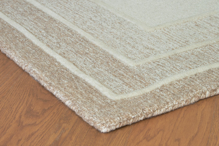 Teelgan Medium Rug - Beige (4)