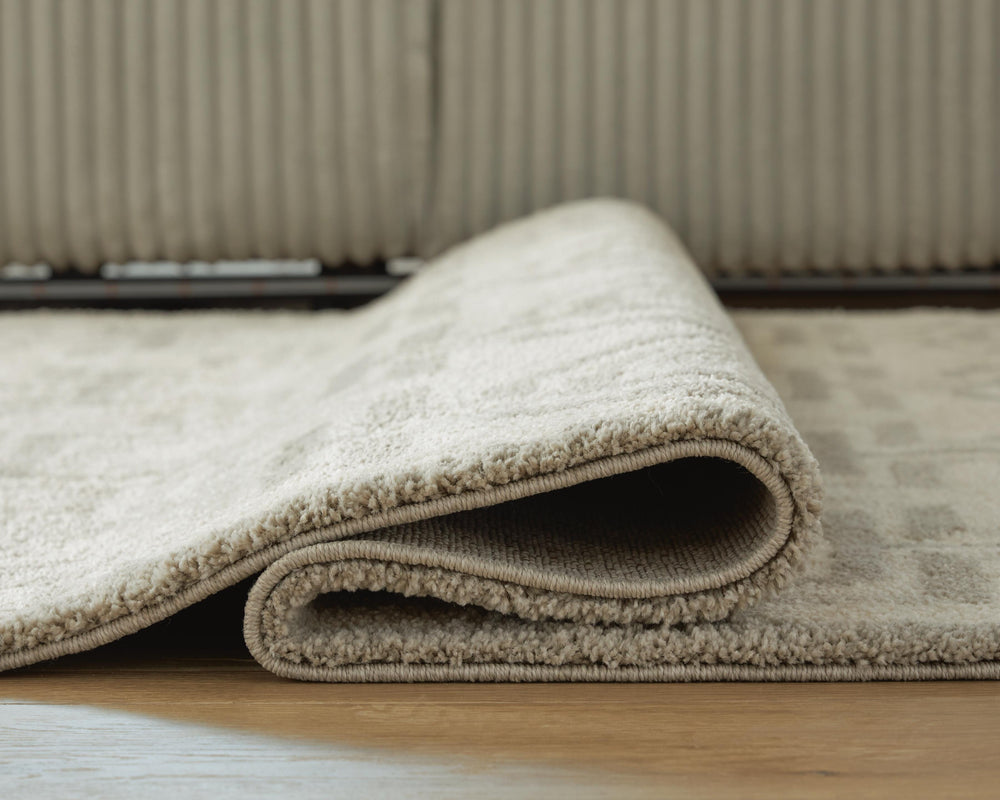 Maconville Medium Rug - Beige (4)