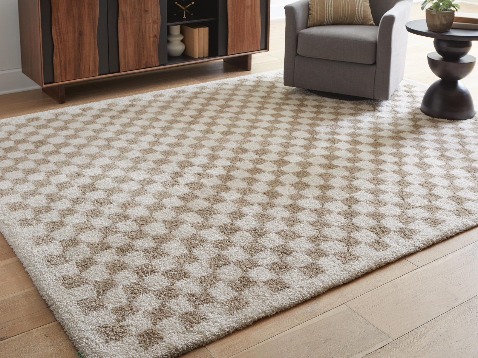 Karamen Large Rug - Beige (2)