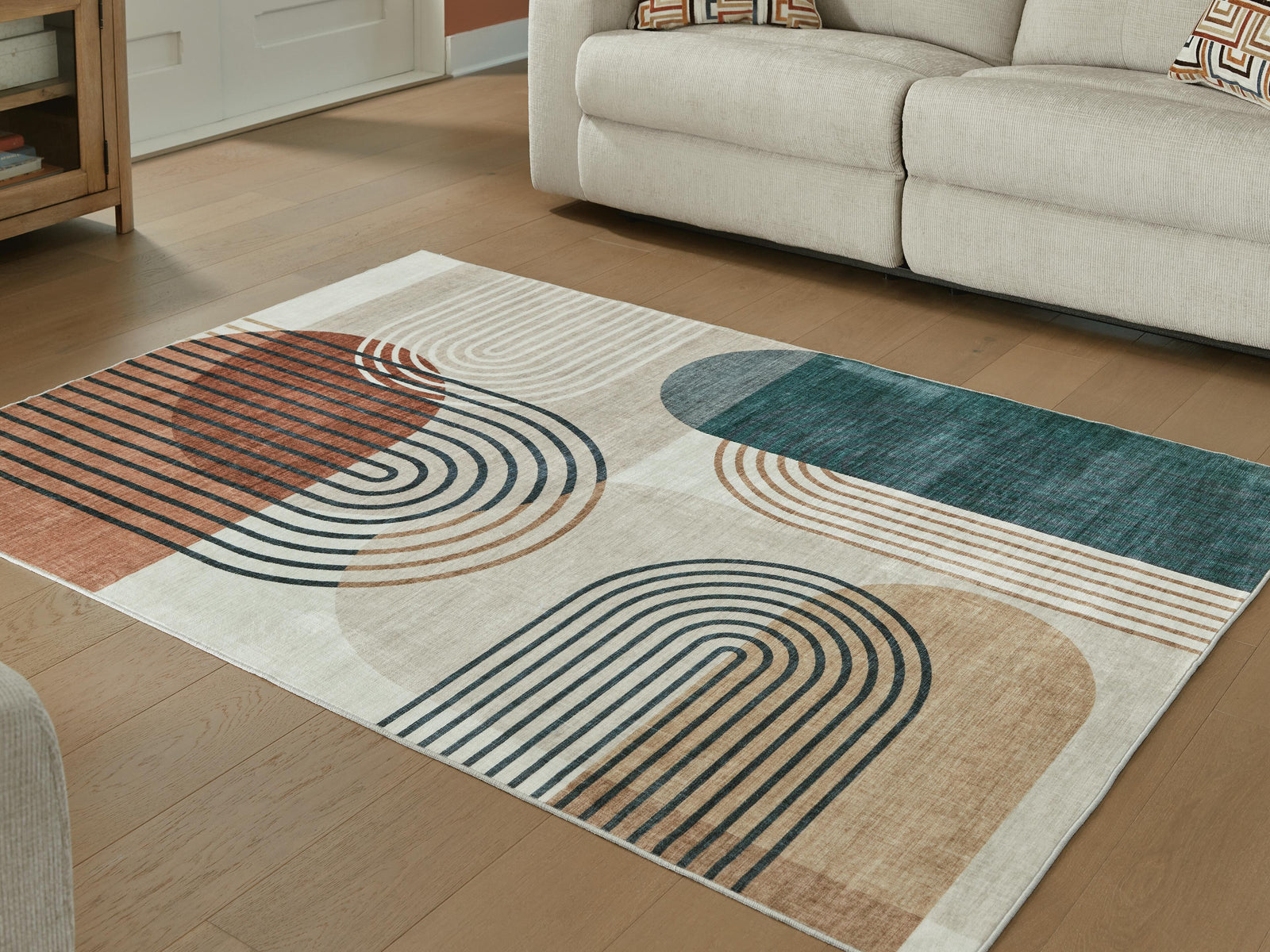 Farrendale Washable 5' x 7' Area Rug - Beige (2)