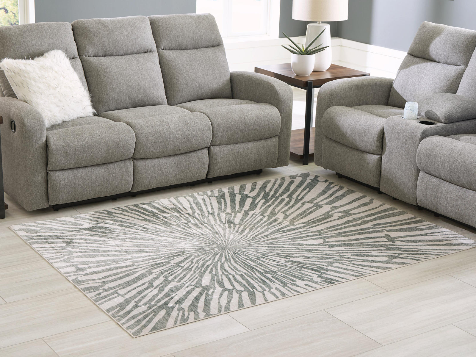 Verland Washable 5' x 7' Area Rug - Gray (2)