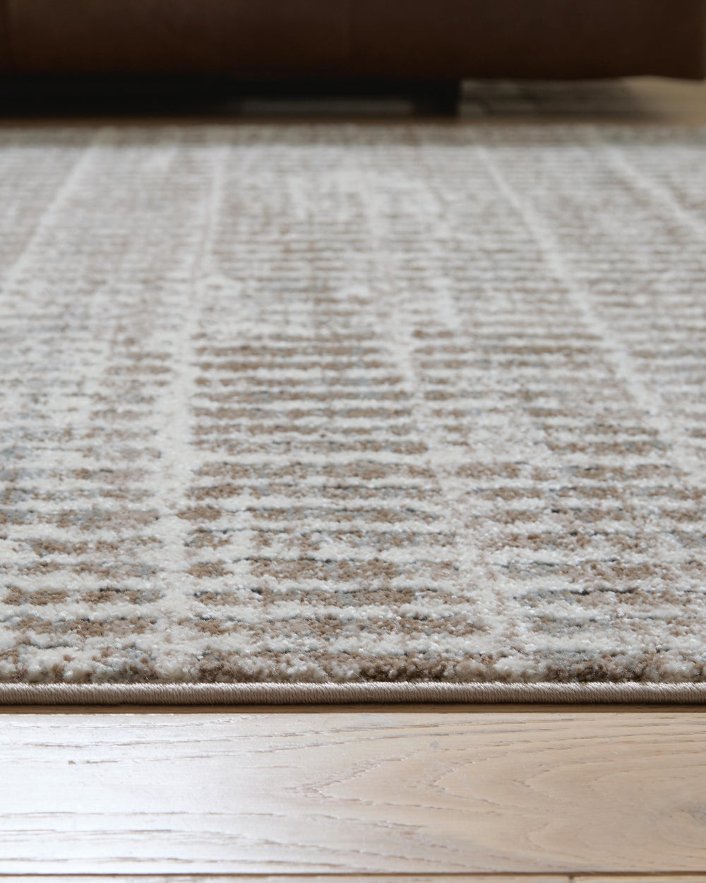 Fuadwick 7'10" x 10' Area Rug - Gray (3)