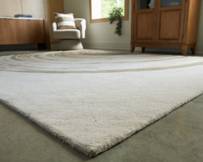 Rizwana 7'6" x 10' Area Rug