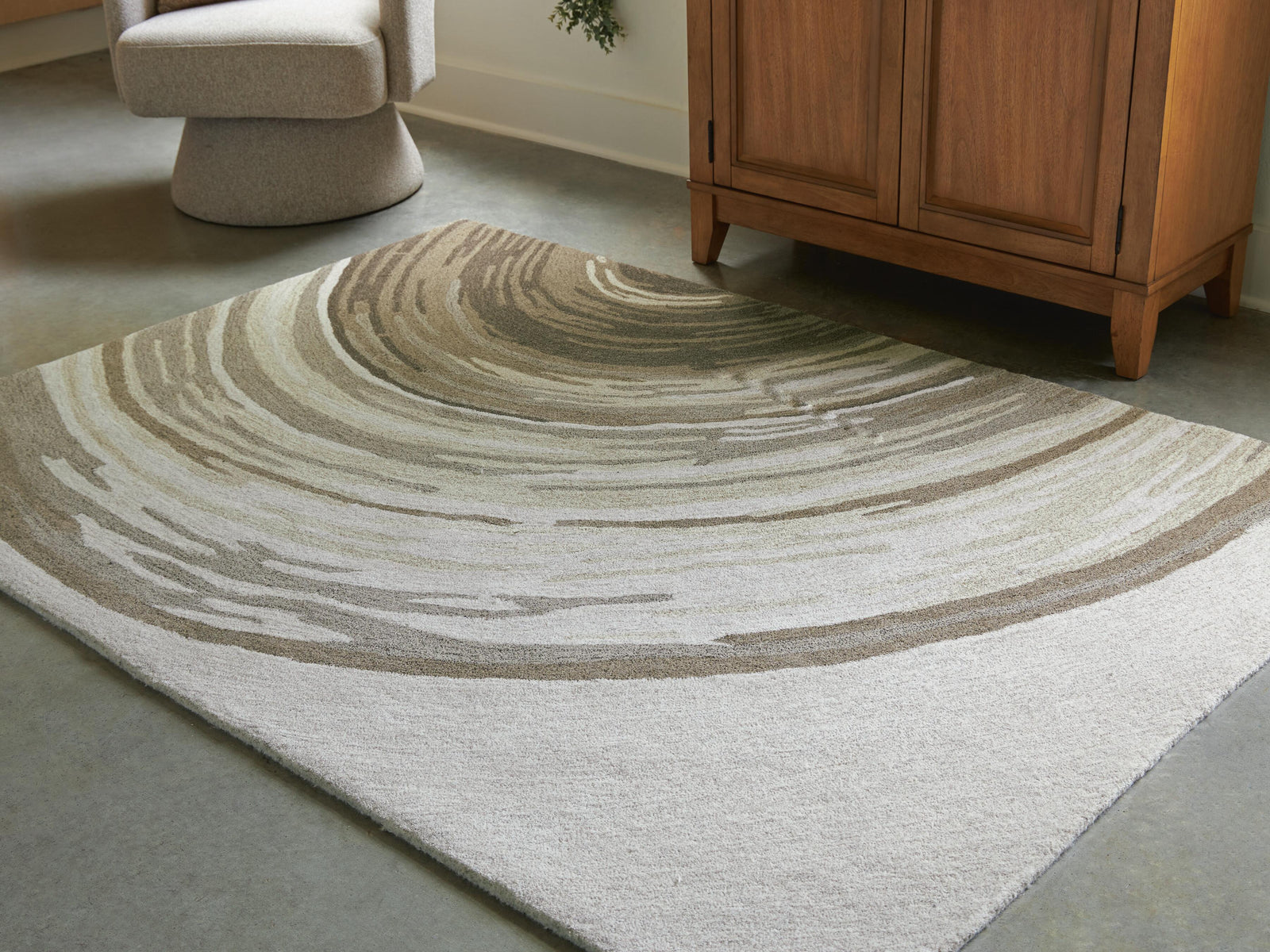 Rizwana 5' x 7' Area Rug - Dark Brown (2)