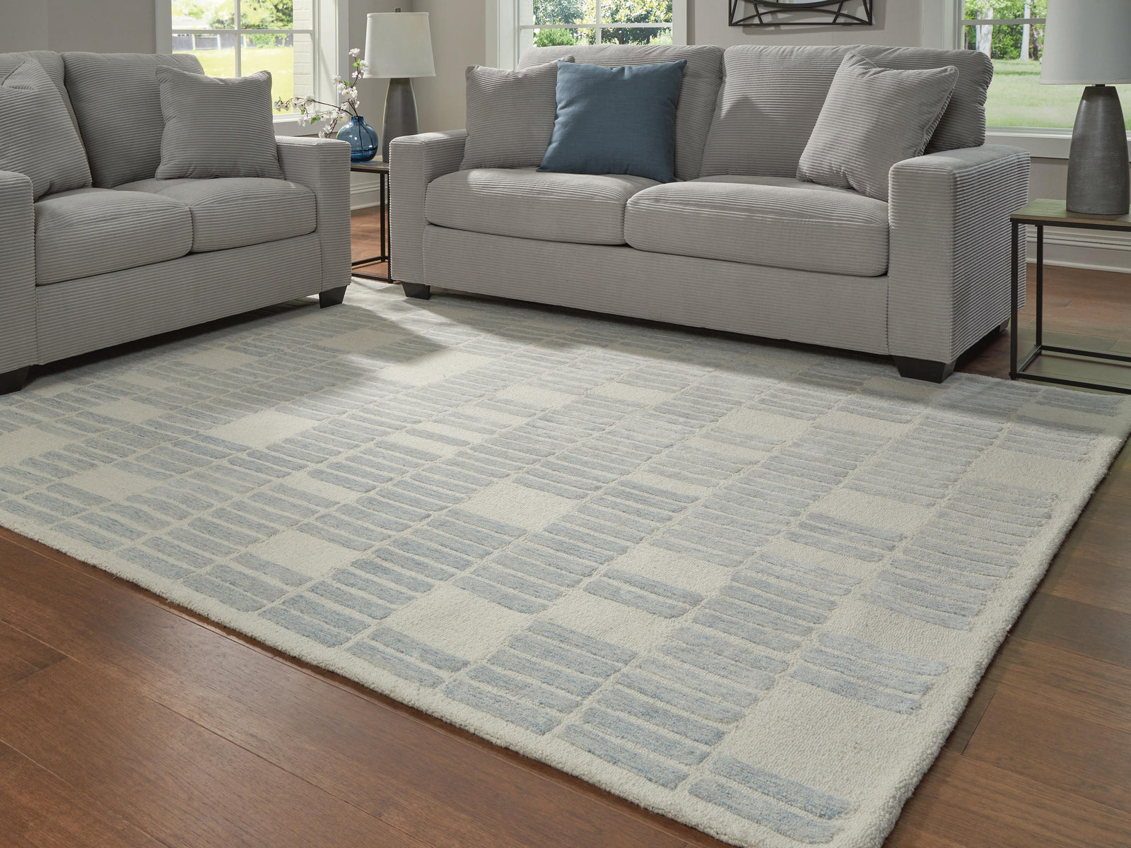 Dylanton 7'8" x 10' Area Rug - Blue (2)
