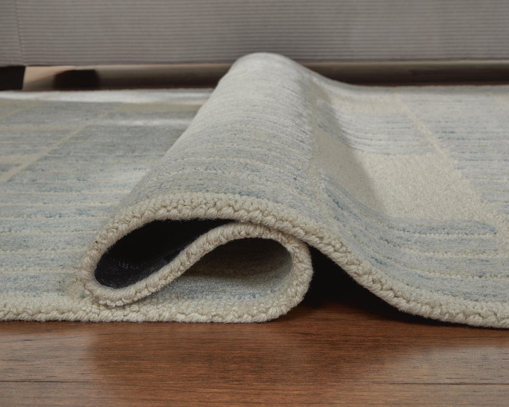 Dylanton 5' x 7' Area Rug - Blue (4)
