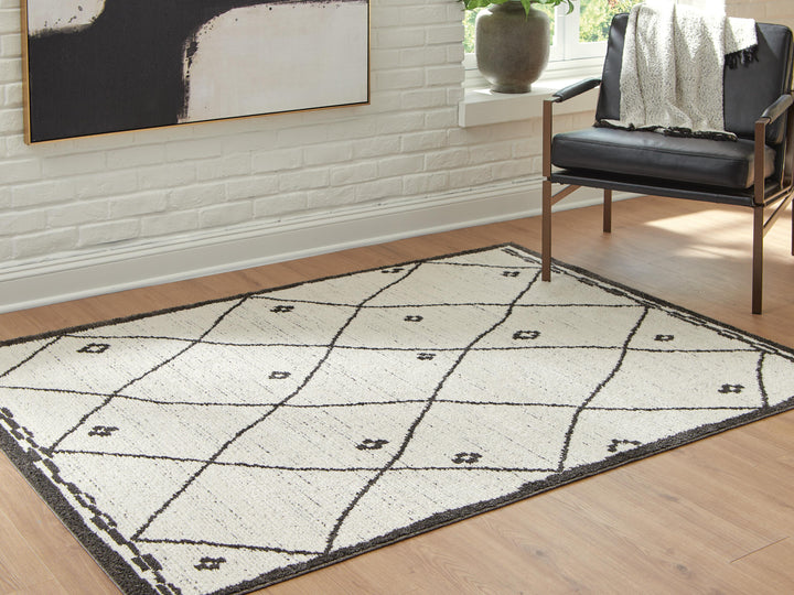 Fenriston Medium Rug - Cream/Black (2)