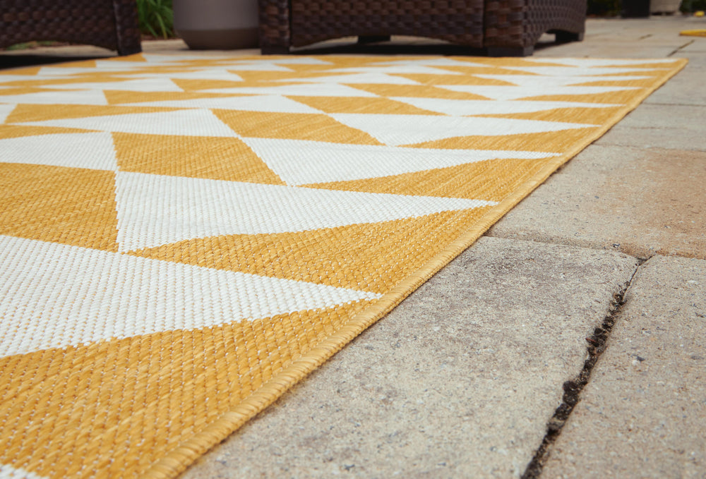 Thomley 8' x 10' Rug - Yellow (3)