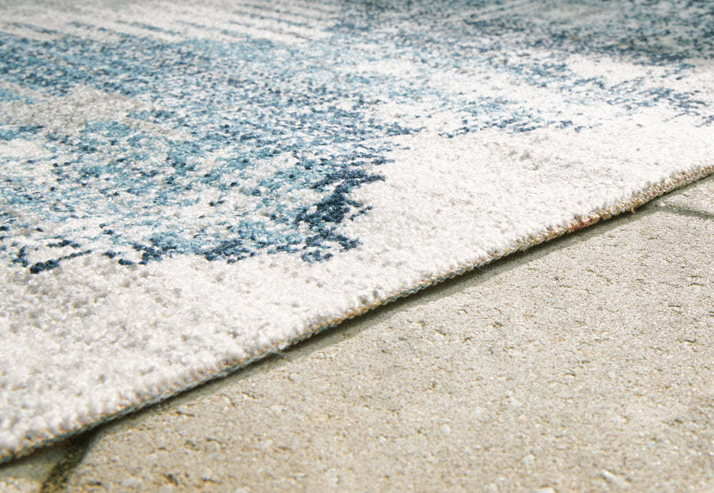 Daddridge 5' x 7' Rug - Blue (3)