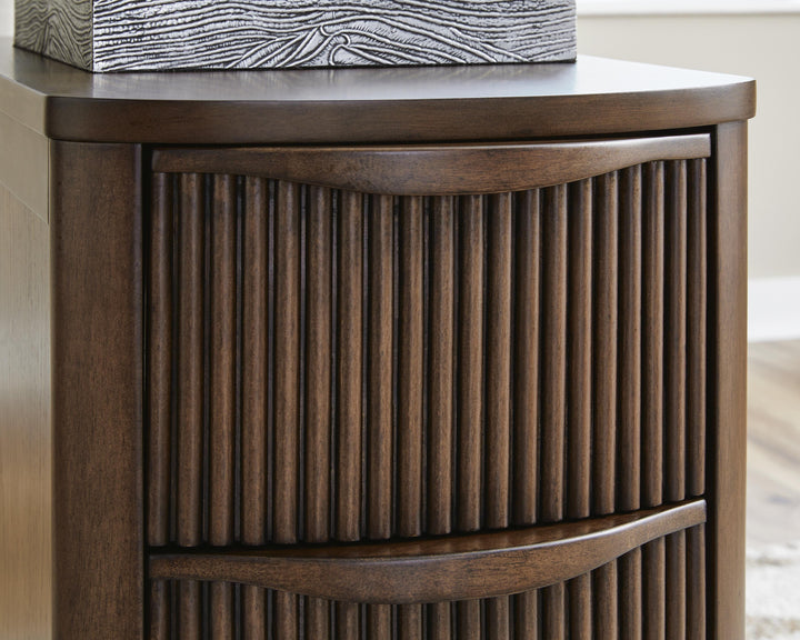 Camdill Chairside End Table - Dark Brown (7)