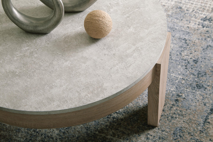 Guystone Table (Set of 3) - Light Brown (4)