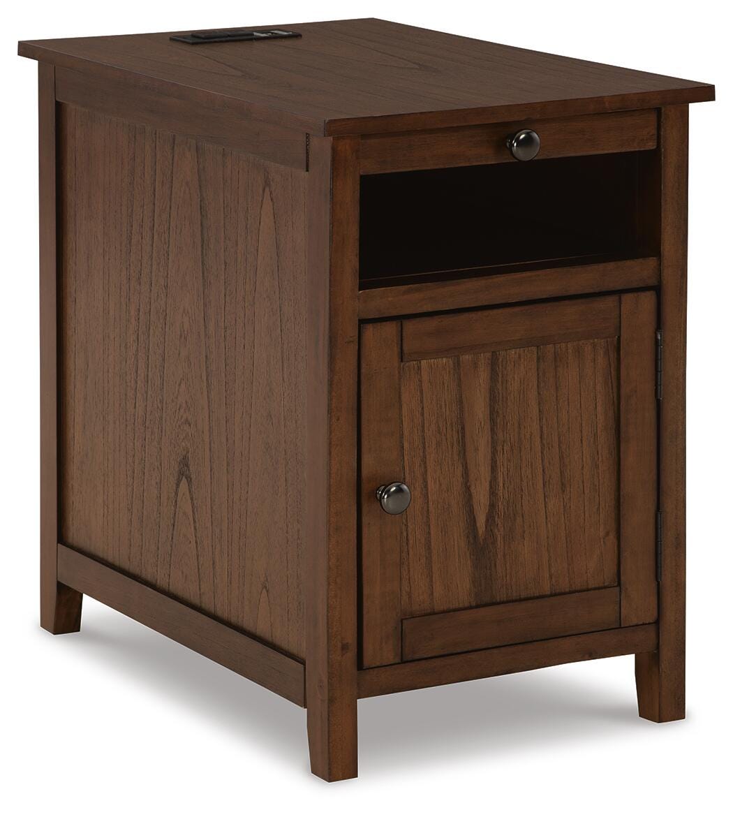 Treytown Chairside End Table - Dark Brown (1)