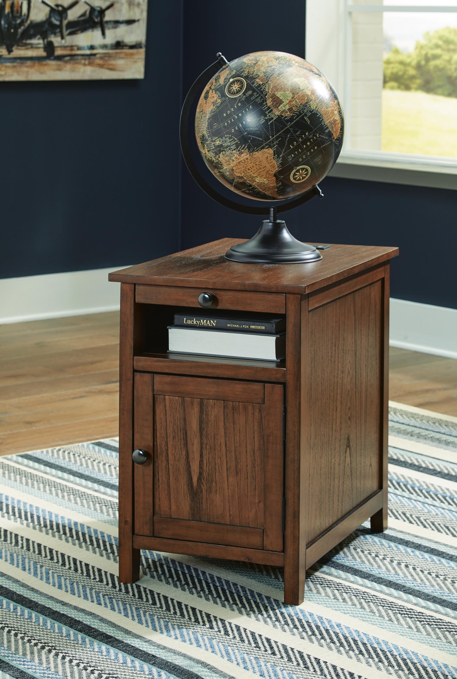Treytown Chairside End Table - Dark Brown (2)