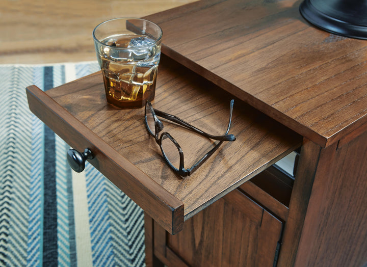 Treytown Chairside End Table - Dark Brown (8)