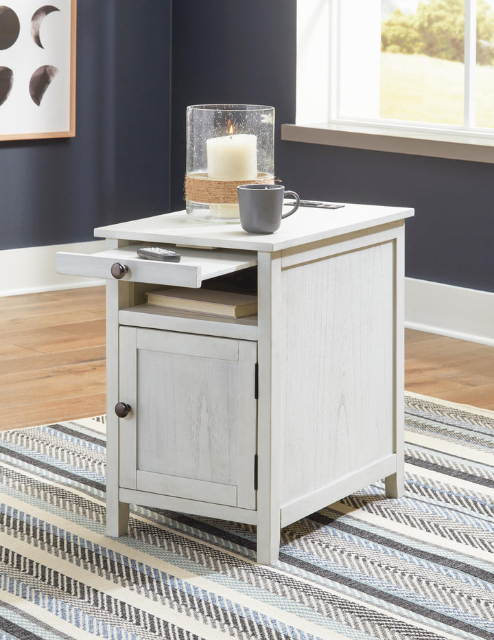 Treytown Chairside End Table - Beige (7)