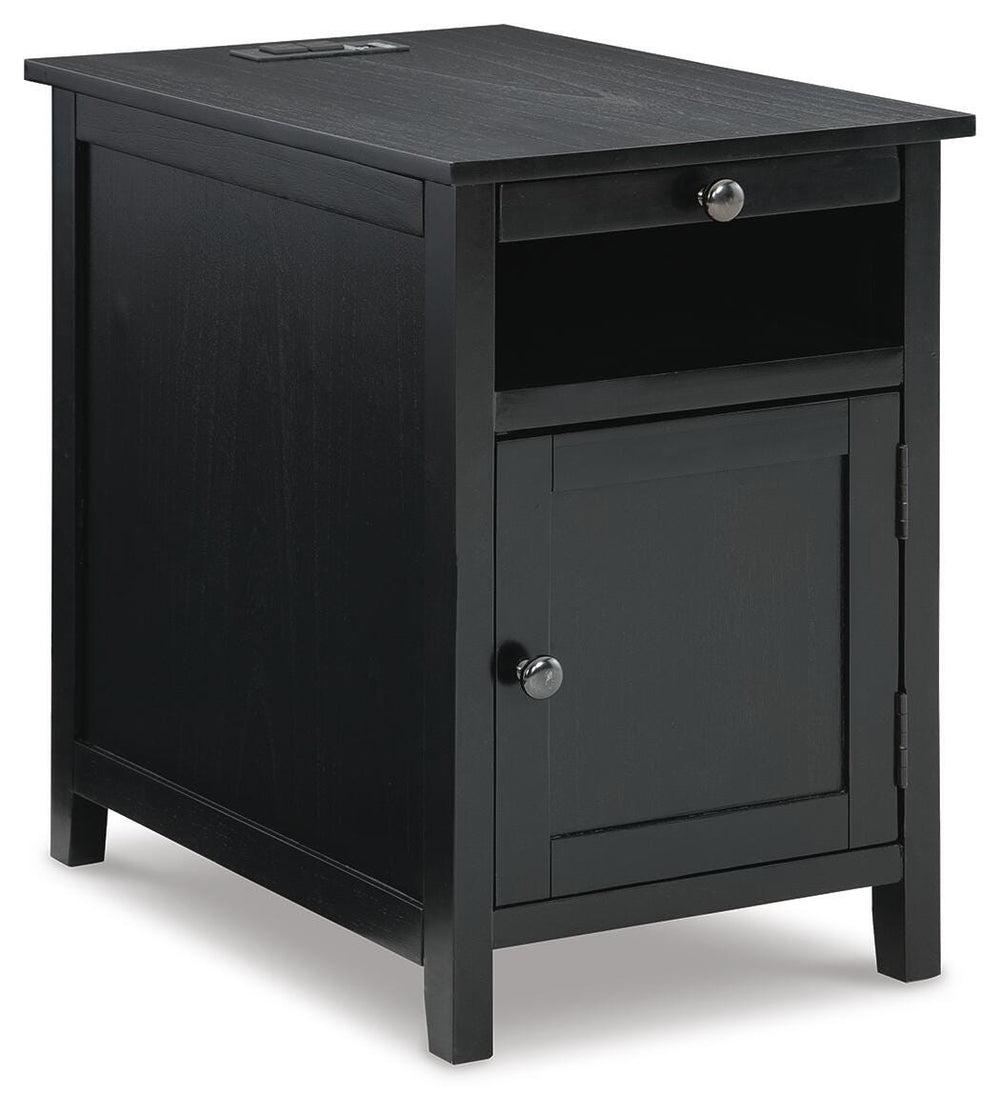 Treytown Chairside End Table - Black (1)