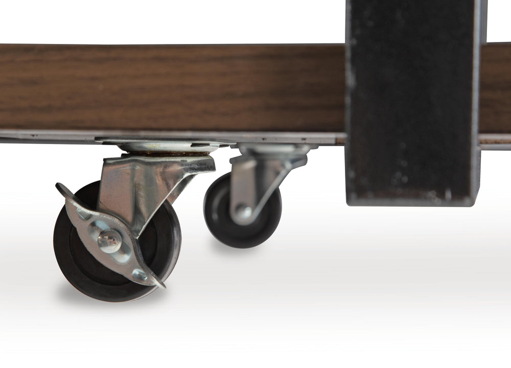 Trindwick Table (Set of 3) - Dark Brown (6)