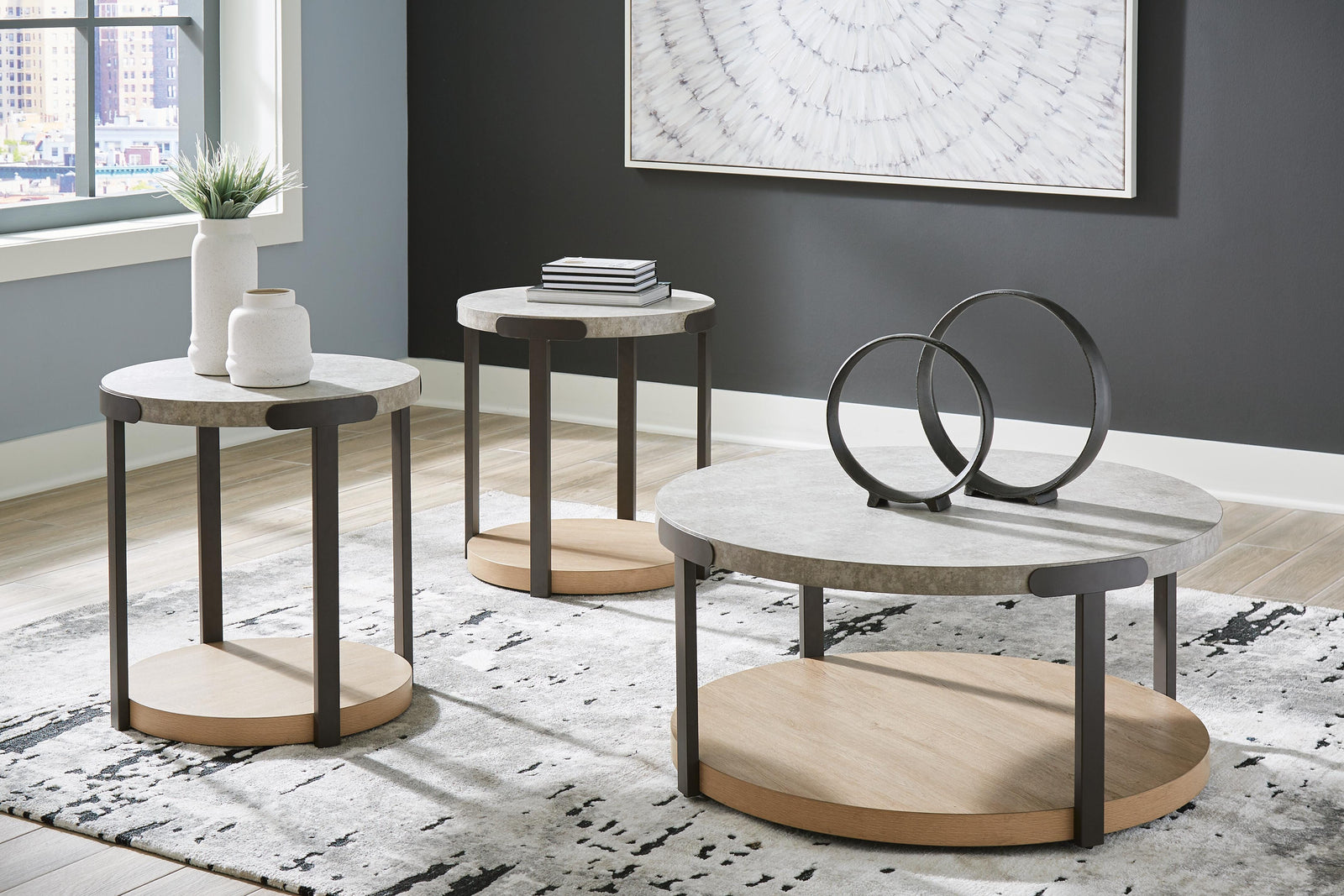 Darthurst Table (Set of 3) - Light Brown (2)