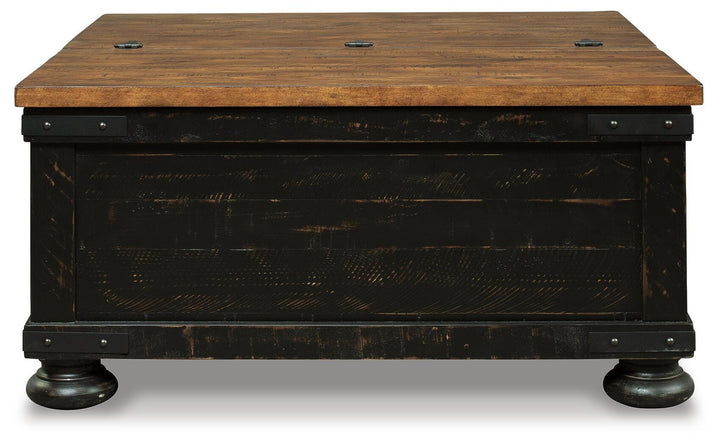 Valebeck Coffee Table and End Table (6)