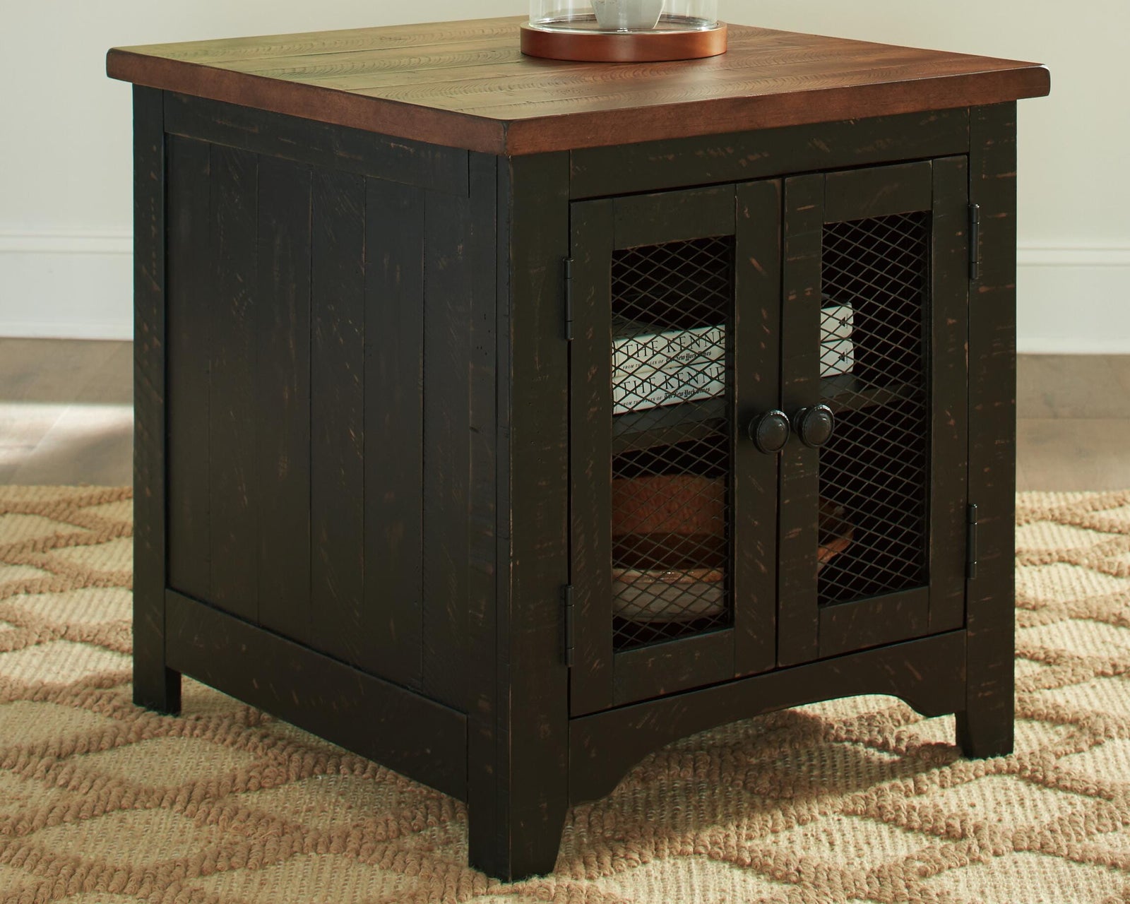 Valebeck End Table - Dark Brown (2)