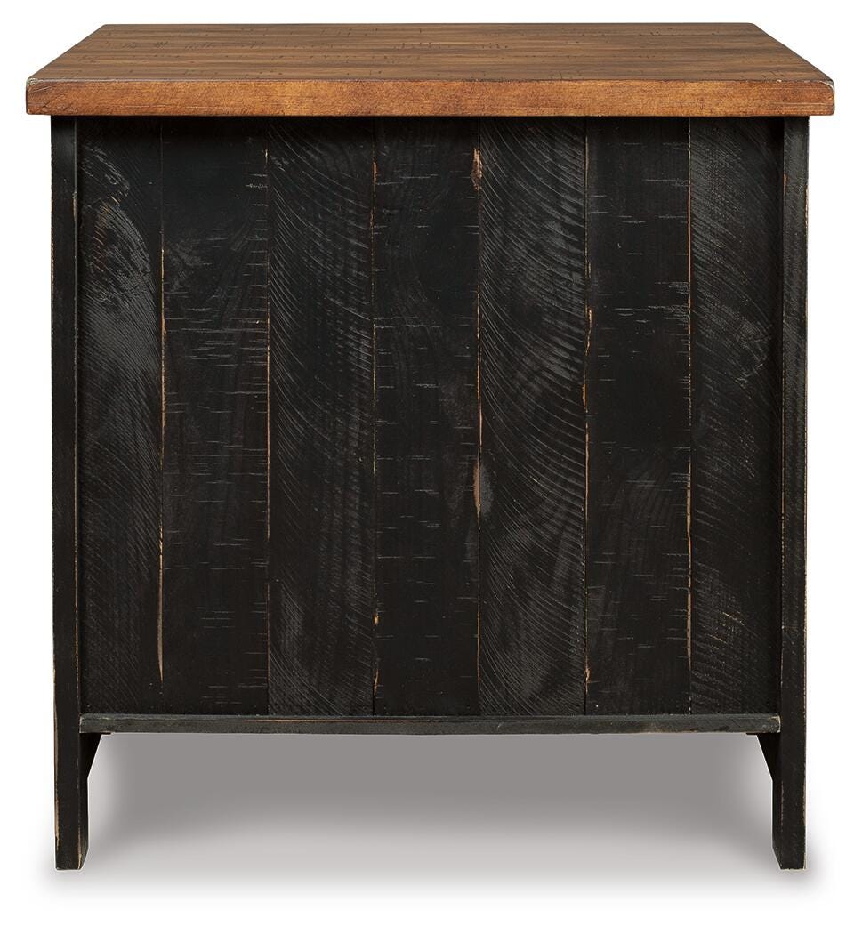 Valebeck Coffee Table and End Table (12)