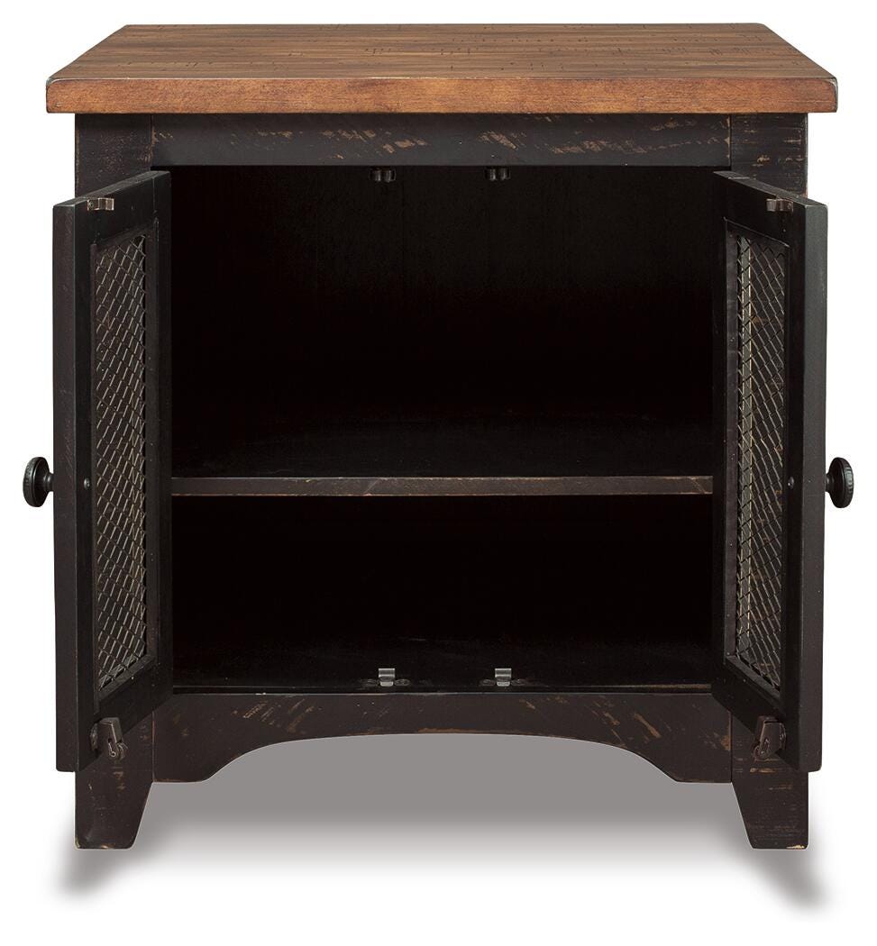 Valebeck Coffee Table and End Table (10)