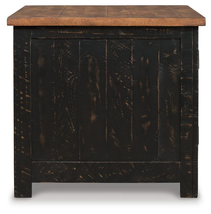 Valebeck Coffee Table and End Table (11)