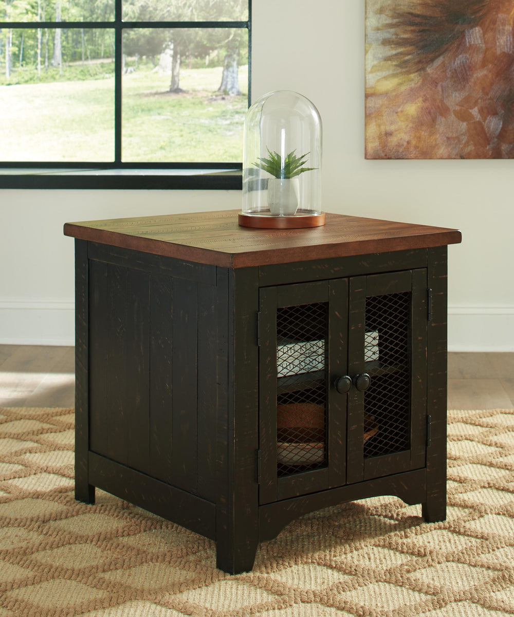 Valebeck Coffee Table and End Table (15)