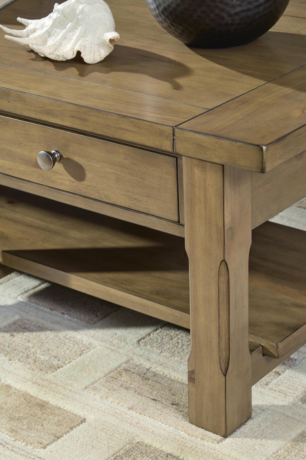 Vandenmore Coffee Table - Light Brown (7)