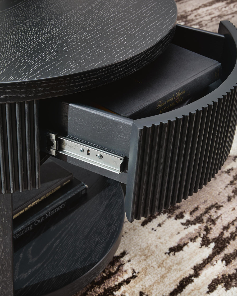 Marstream End Table - Black (7)
