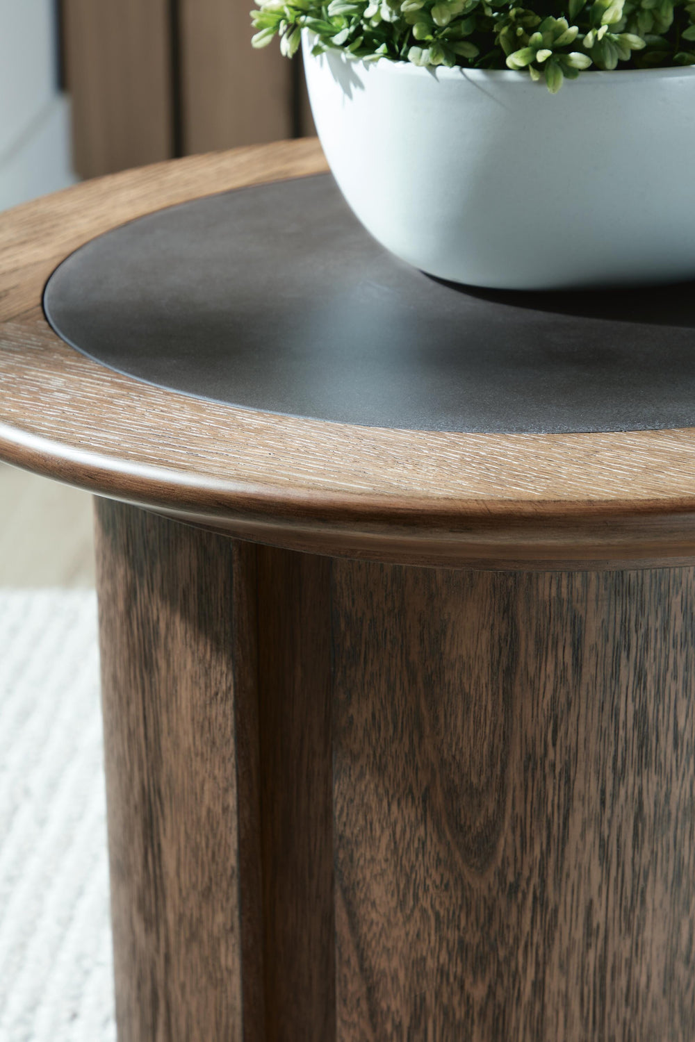 Dontayne End Table - Warm Brown (5)