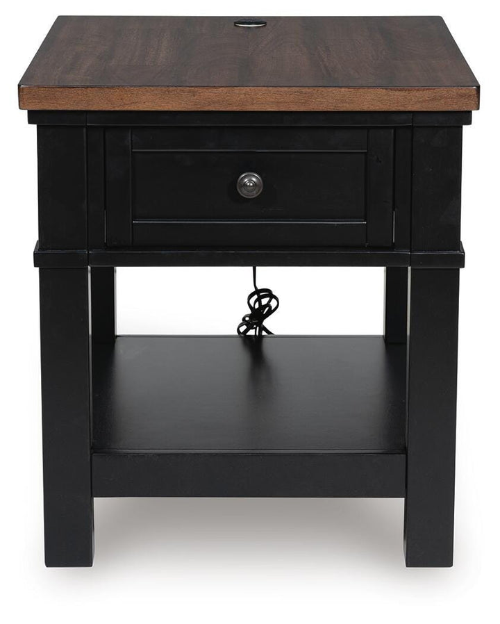 Wildenauer End Table - Black (4)
