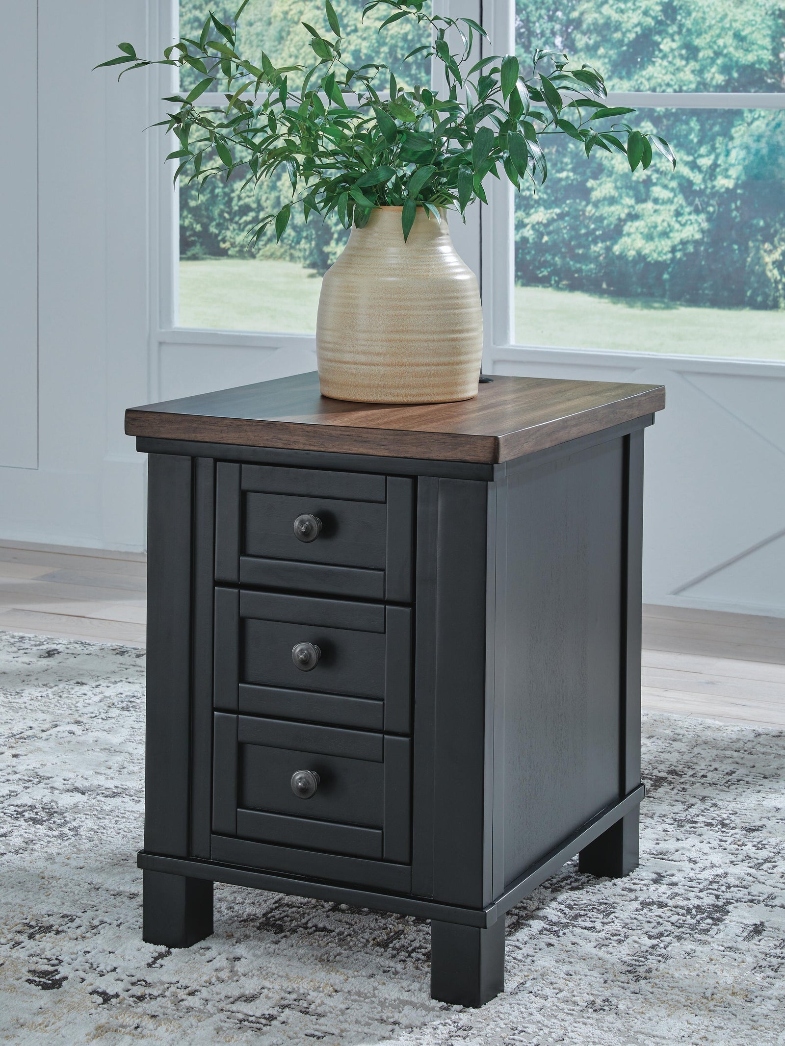 Wildenauer Chairside End Table - Black (2)