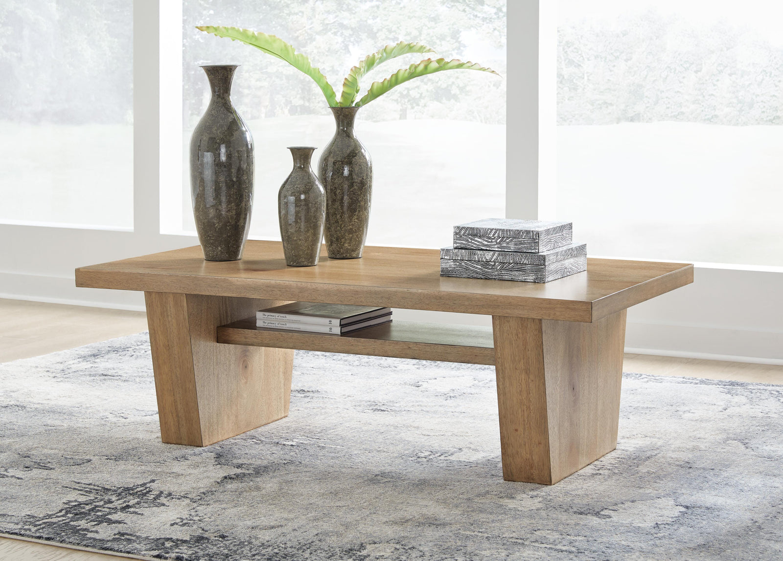 Kristiland Coffee Table - Light Brown (2)