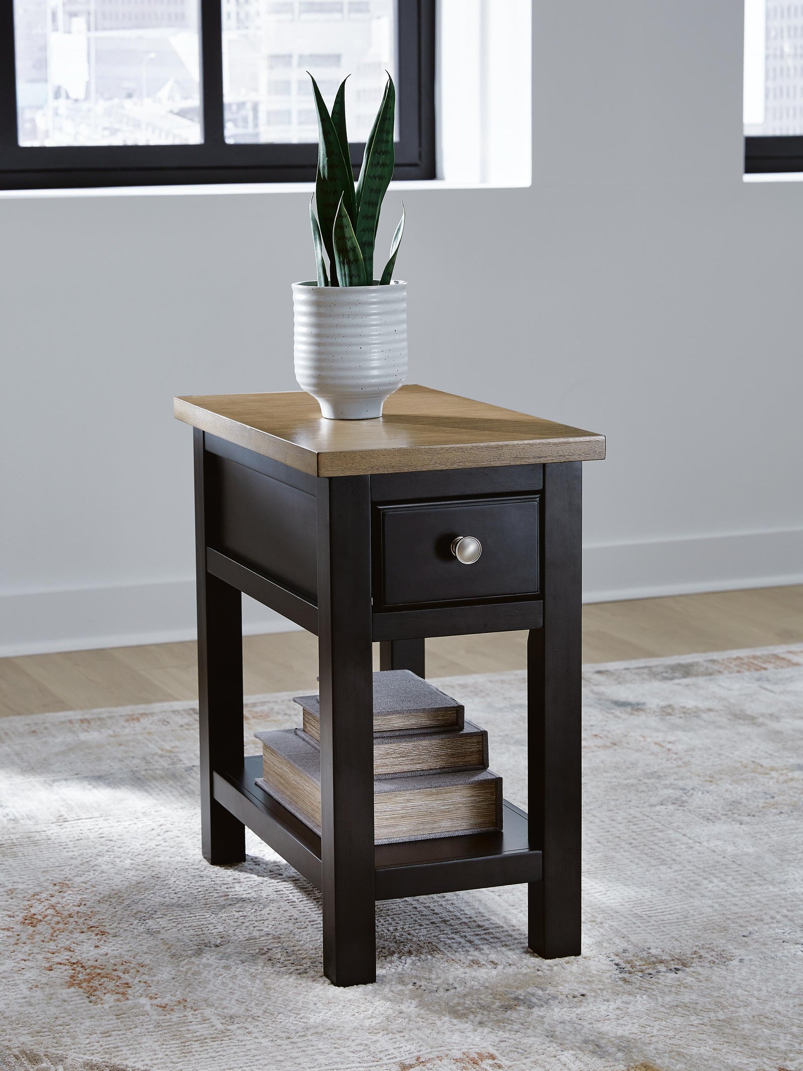 Drazmine Chairside End Table - Dark Brown (2)