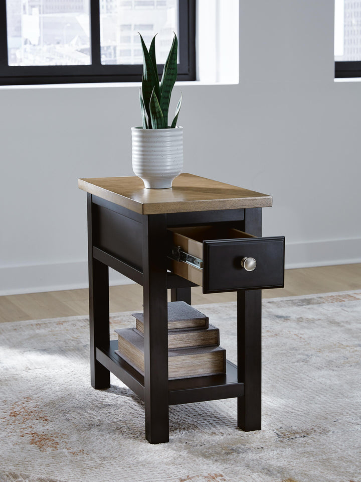 Drazmine Chairside End Table - Dark Brown (8)