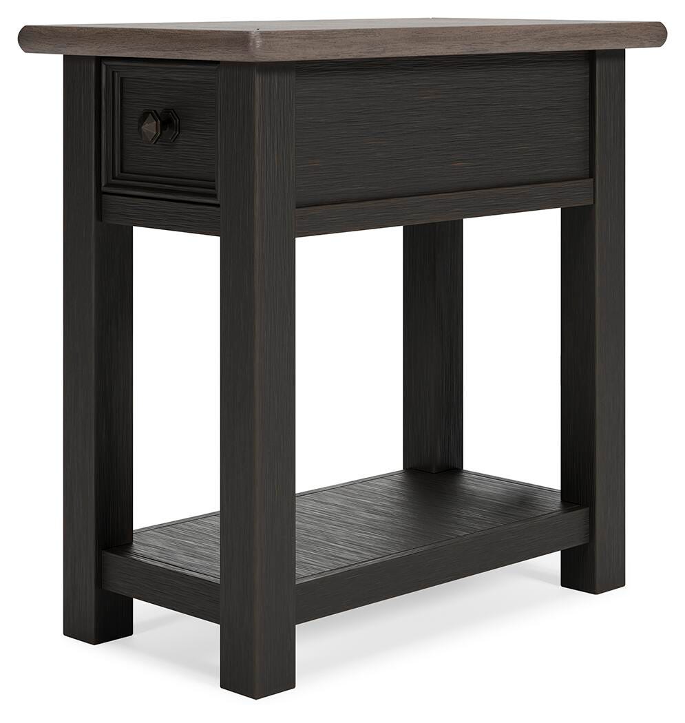 Tyler Creek Chairside End Table - Dark Gray (6)